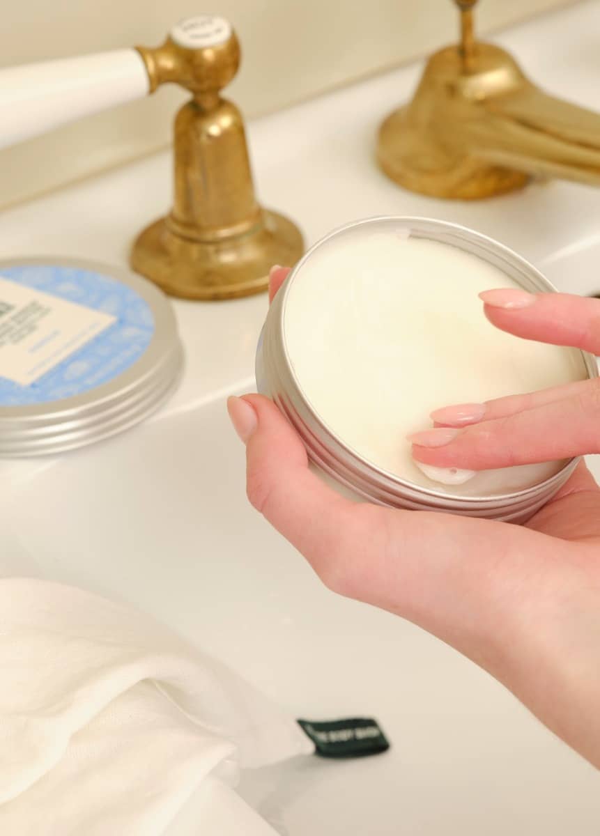 The Body Shop Camomile Sumptuous Cleansing Butter - DrMediCart