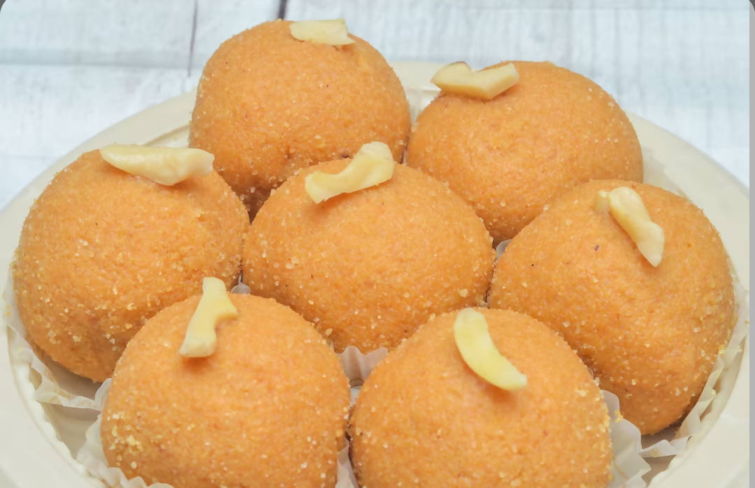 Mohana Sweets N Confectioners Pure Desi Ghee Besan Ladoo