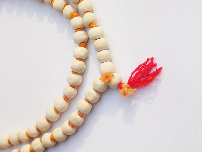 Kannssky White Tulsi Japa Mala 108 + 1 Beads