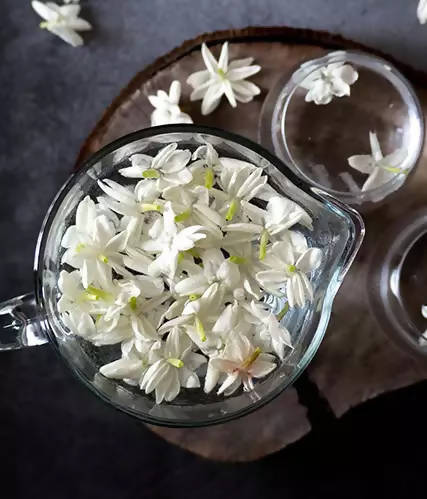 The Wellness Shop Pure Jasmine Water