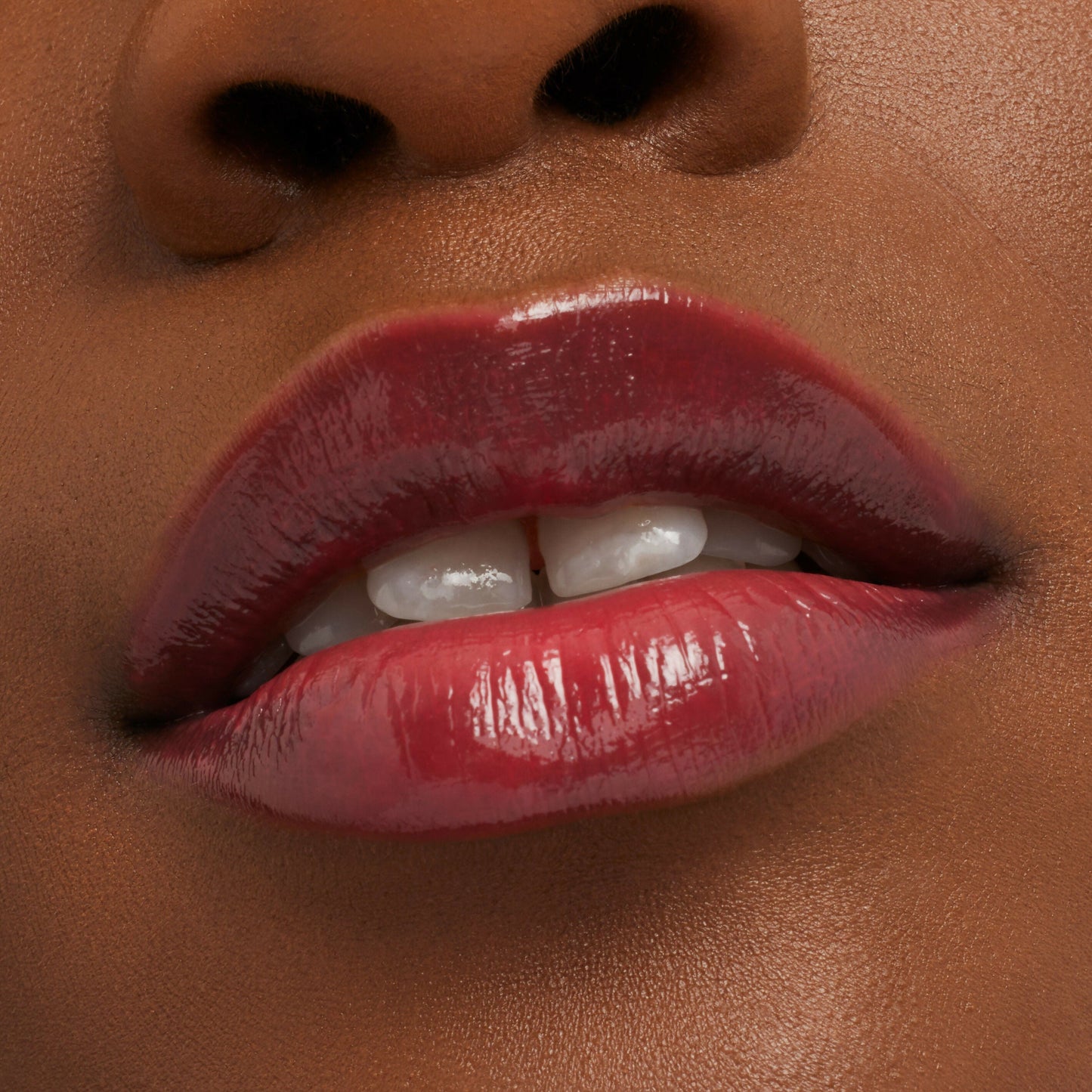 M.A.C Glow Play Tender Talk Lip Balm - Banter