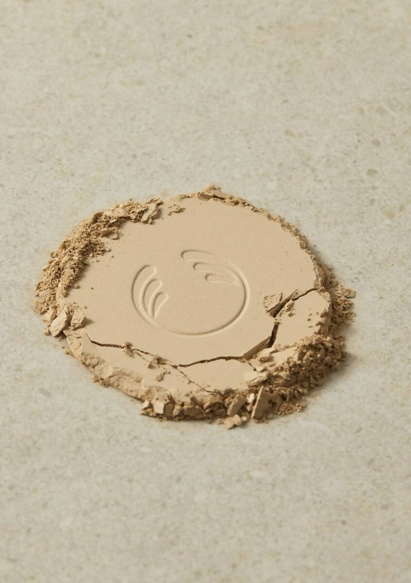 The Body Shop Tea Tree Face Base- Light 2W - Drmedicart