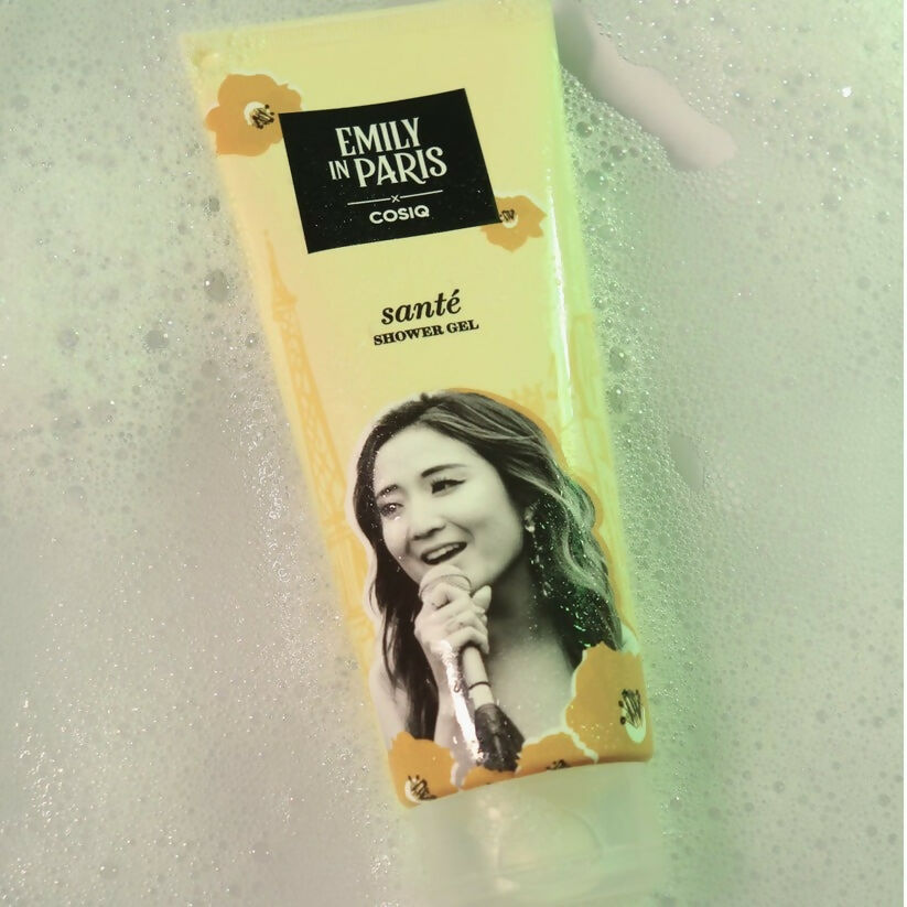 Cos-IQ Emily In Paris Mindy’s Santé Shower Gel