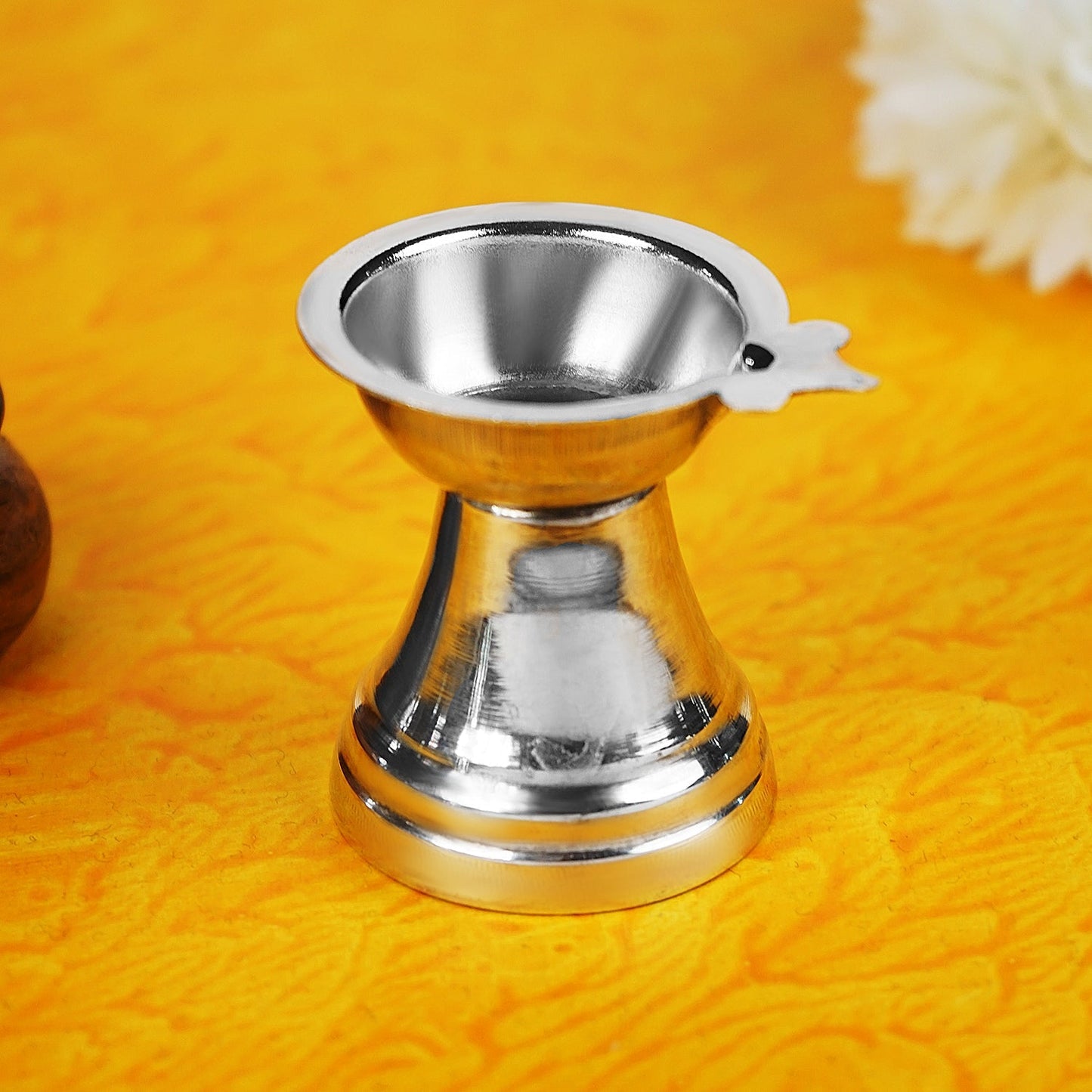 Buy Sri Rudra German Silver Nilanjan Deepa SR 00076