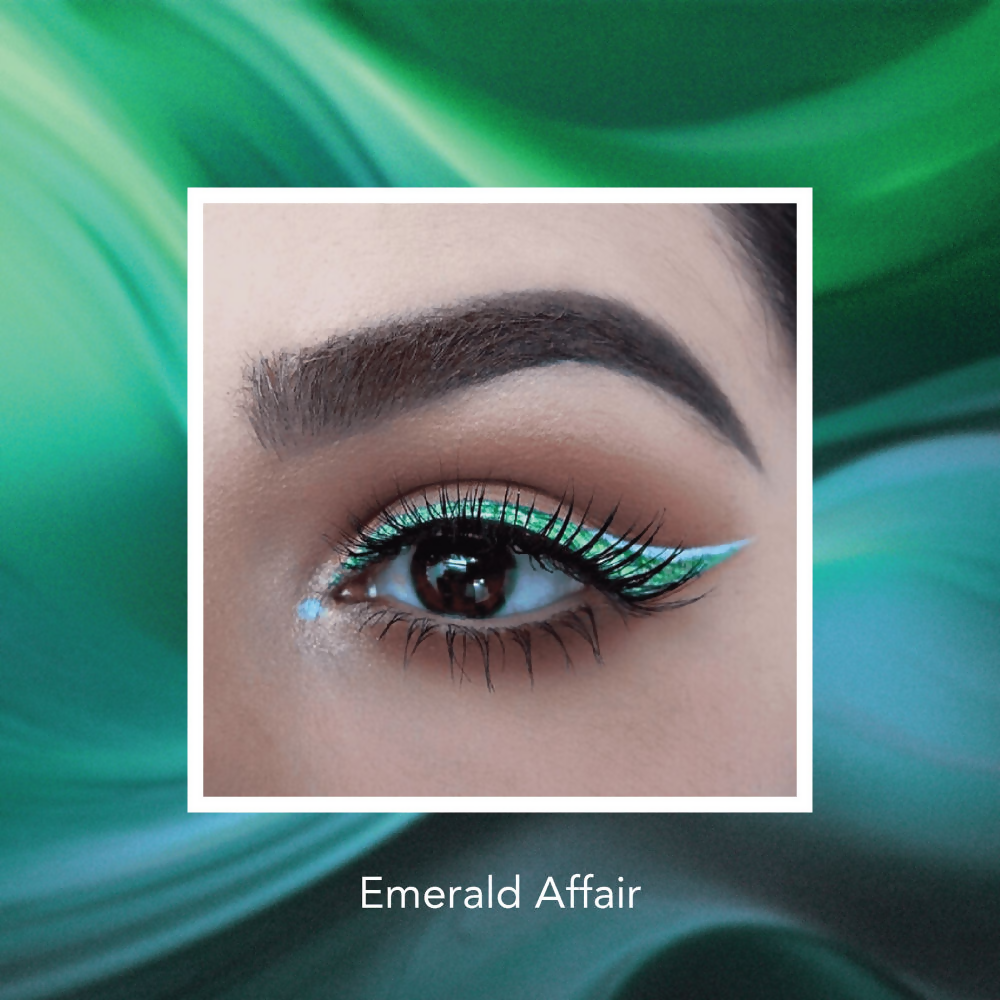 Blue Heaven Holographic, Smudge Proof & Waterproof Eyeliner - Emerald Affair