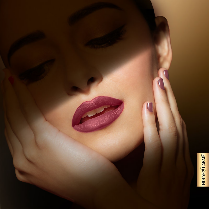 Lakme Ultimate Glam 4 In 1 Lip Stack - Evening Glam