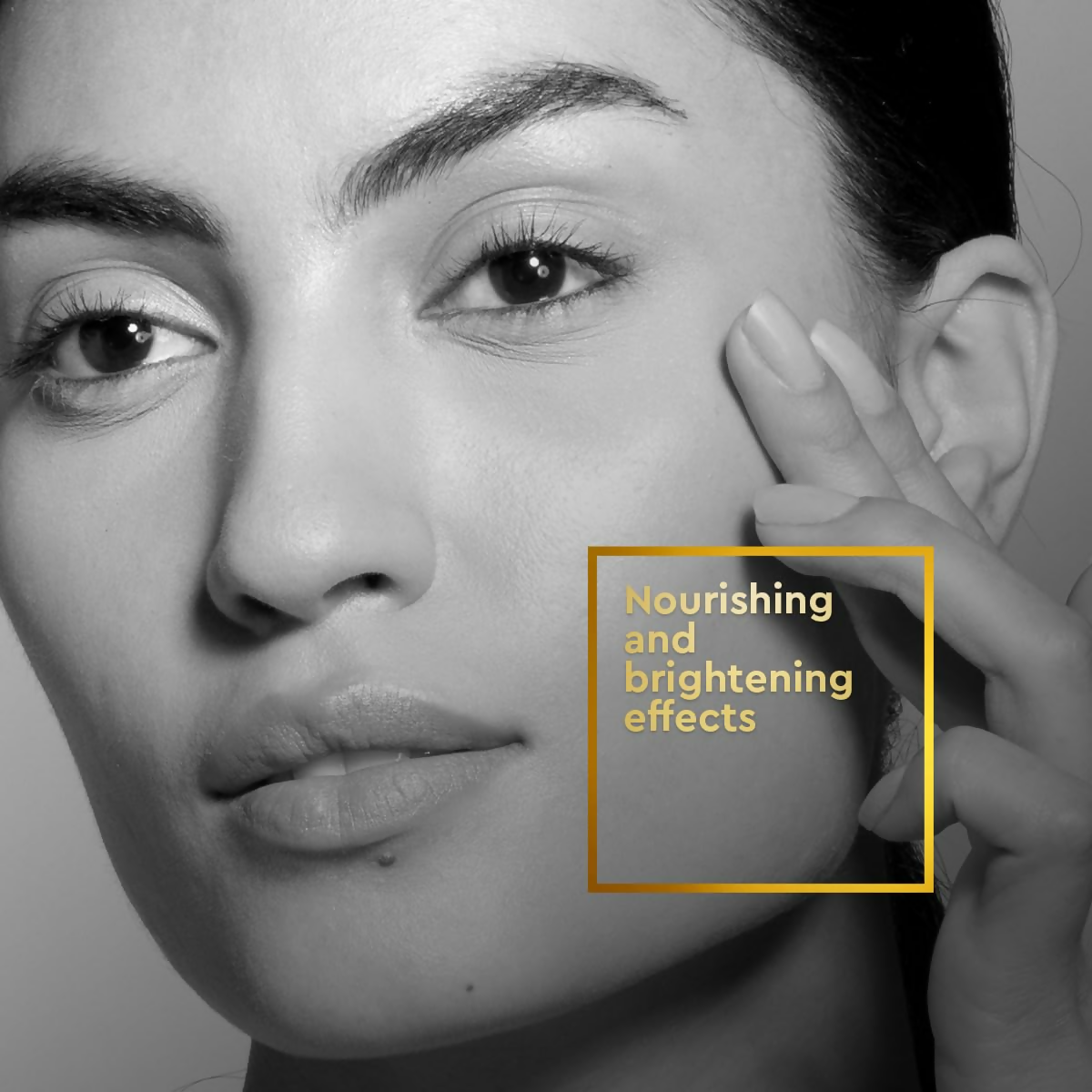 VLCC Clinic ProBright Macrofilm Clay Mask