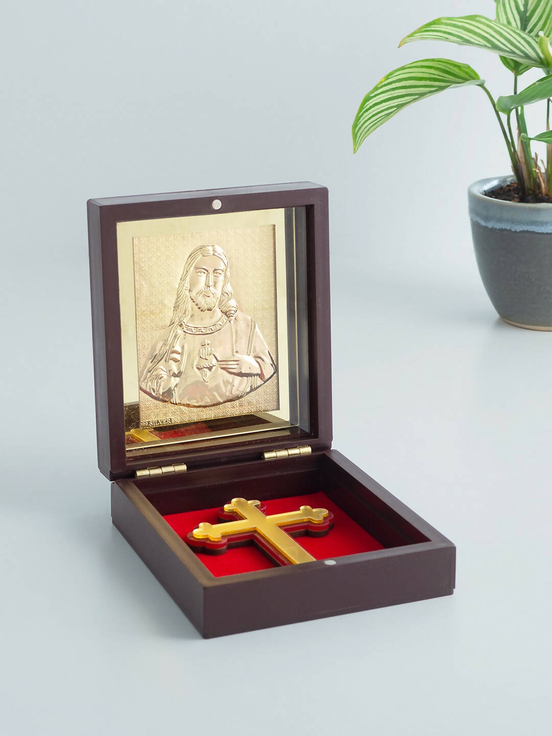 Buy Golden Peacock Brown & Red 24 Ct Gold Foil Lord Jesus Christ
