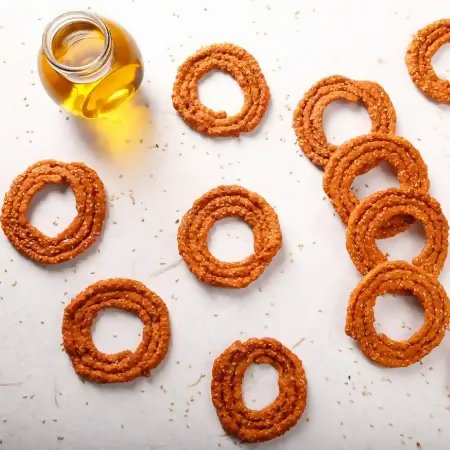 Gummadi Foods Sakkinalu (Karam)