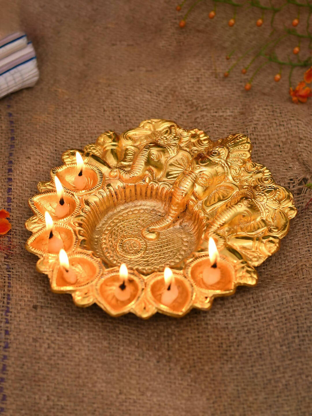Buy Craftvatika Gold-Toned Metal Lord Ganesha Design Kuber Diya