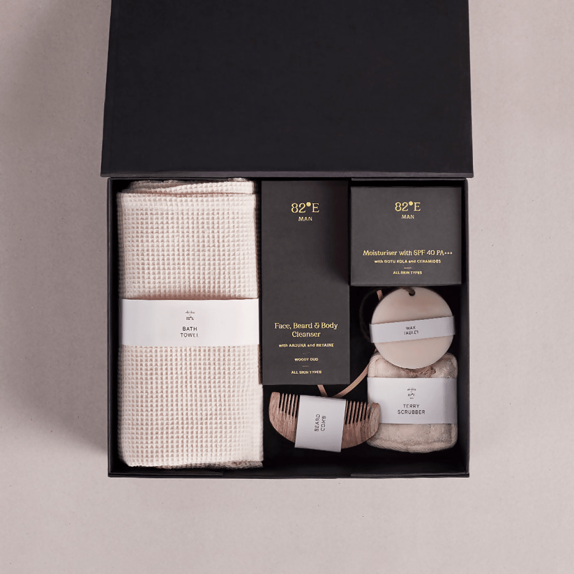82Â°E By Deepika Padukone Gift Box for Him Combo