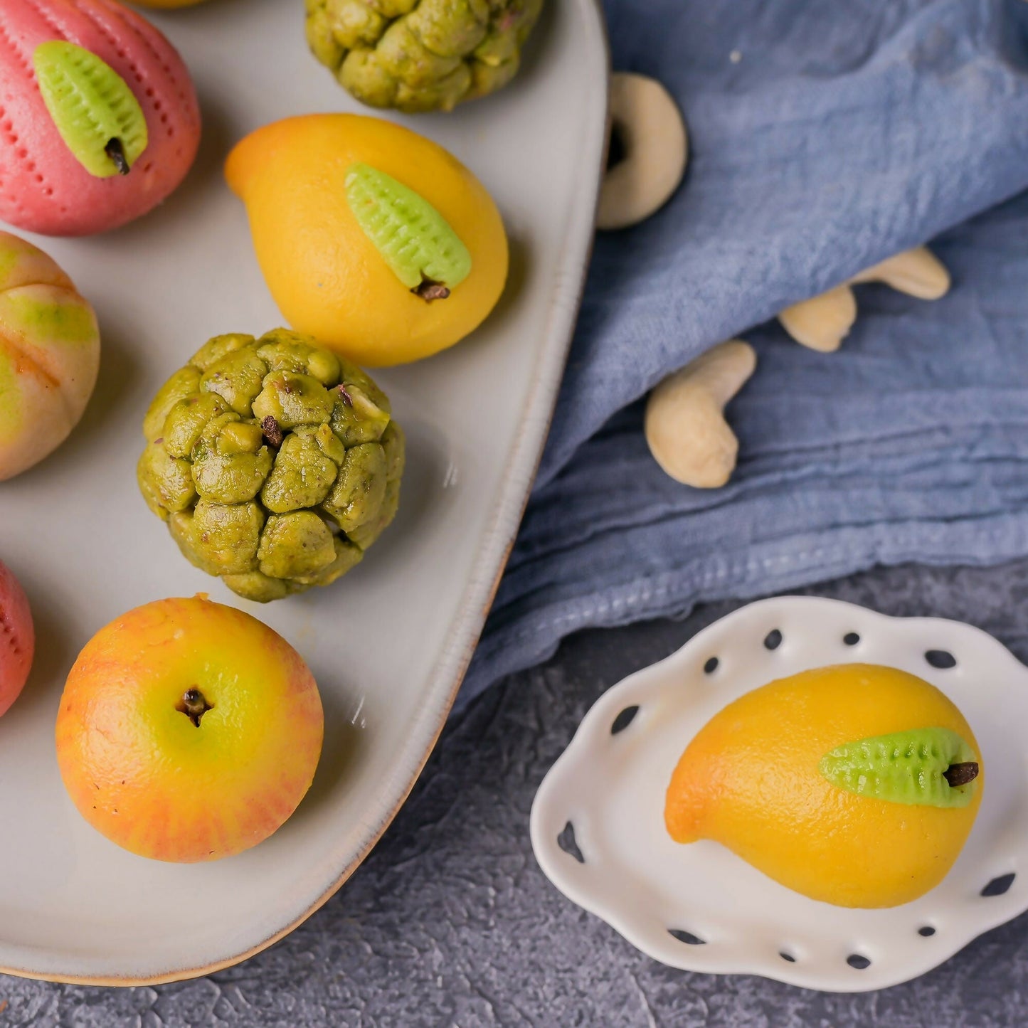 Vellanki Foods Kaju Fruits